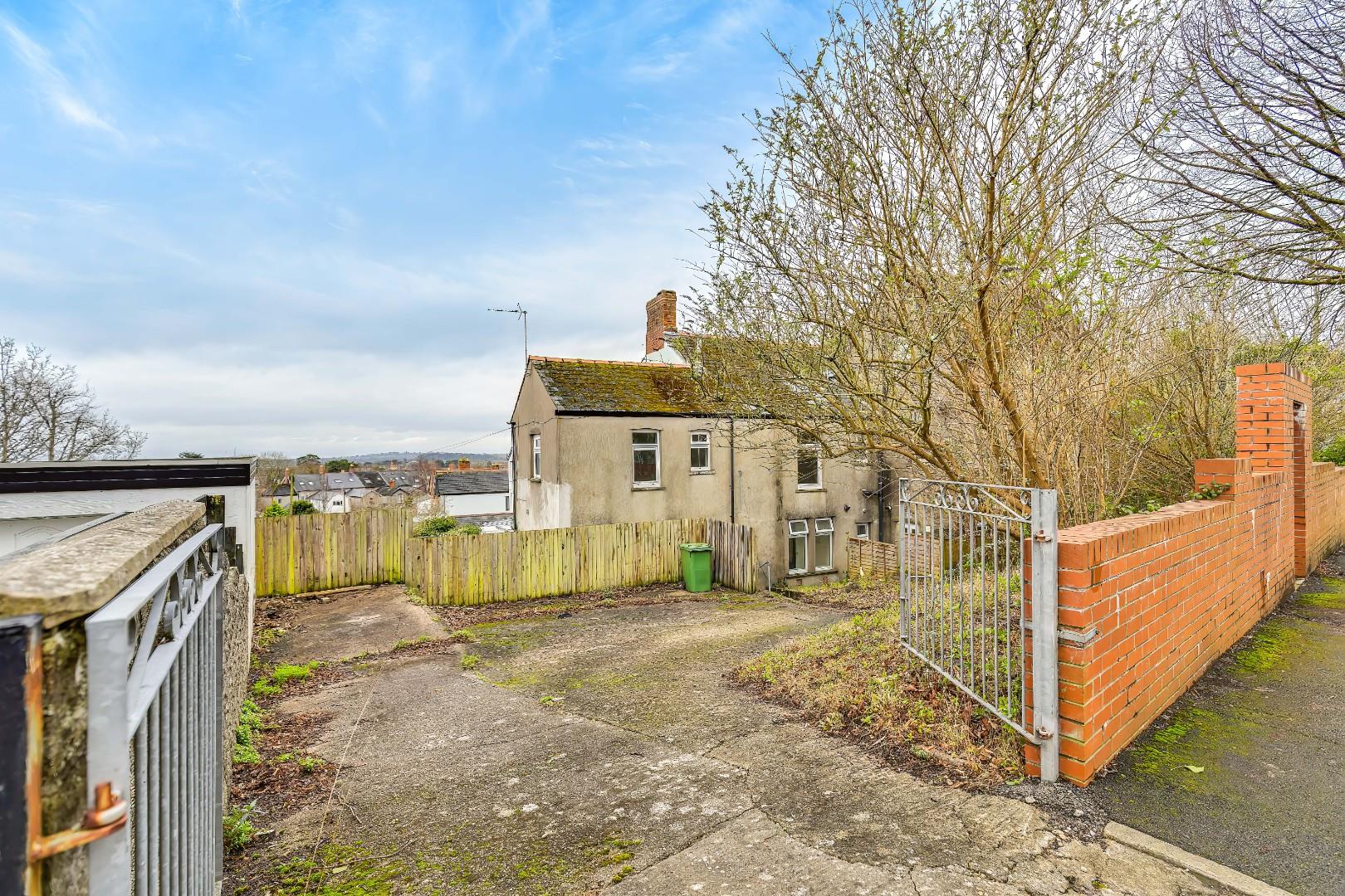 25 Church Avenue, Penarth, CF64 1AZ